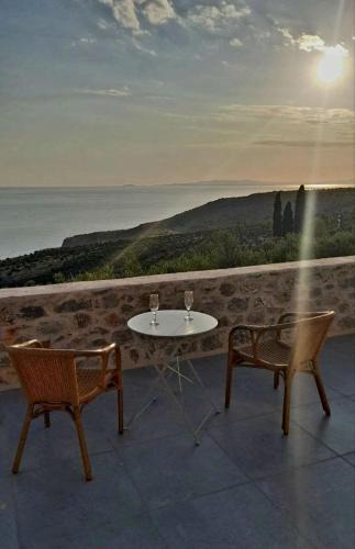 Omales House | Ελαιόλιθοι Μάνη Villas
