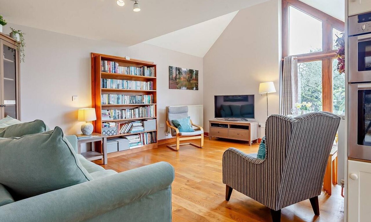 Lydney House | 1 Bed in Lydney (oc-73584)