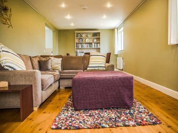 Stanton Drew Cottage | 105 m² Cottage ∙ 2 bedrooms ∙ 4 guests