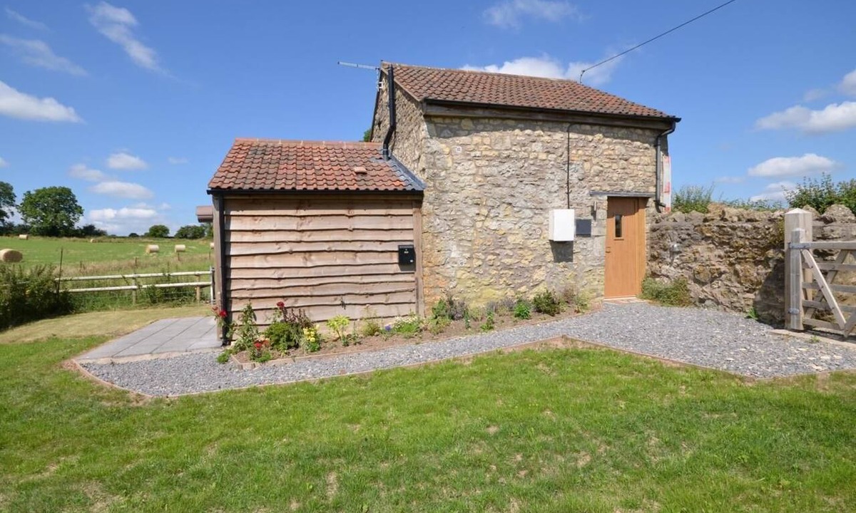 Dundry Cottage | 2 Bed in Bristol (oc-75697)