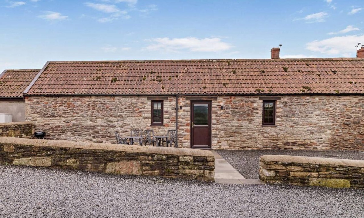 Stanton Drew Cottage | 2 Bed in Bristol (oc-72836)