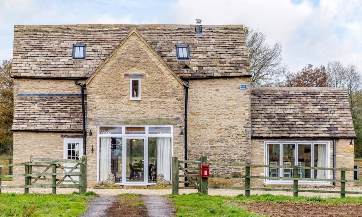 Broadwell Cottage | 2 Bed in Lechlade (oc-77493)