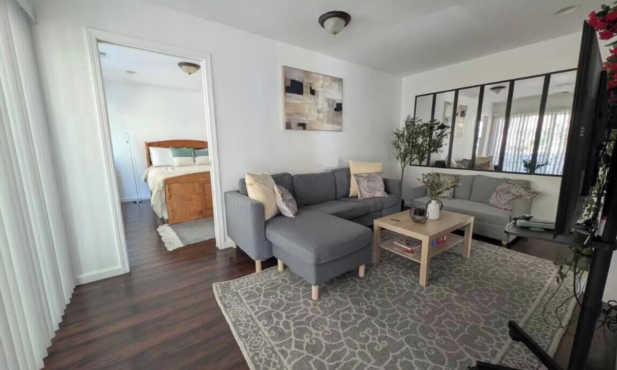 May Valley House | 2BR with Full Kitchen near Berkeley, San Francisco & Napa