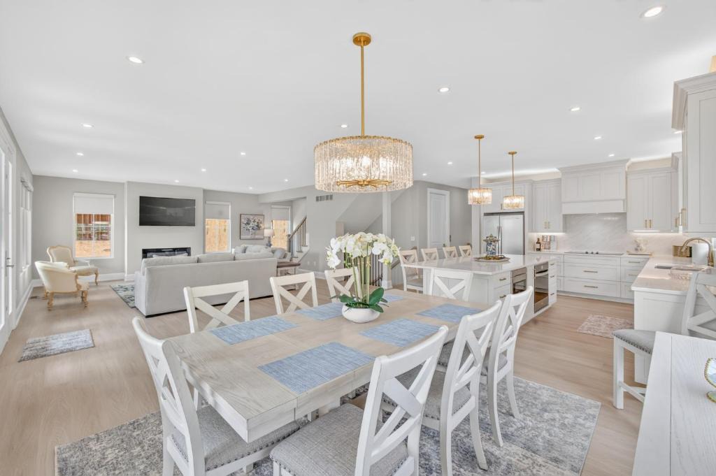 Bay Harbor House | 7BR Bay Harbor retreat with waterfront access, pool, hot tub & fireplace