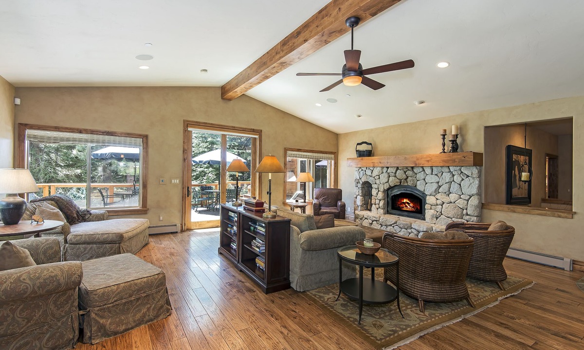 Incline Village House | 8/8-8/25: BOOK 3 NITES/GET 1 FREE, AFTER BOOKING; 5400' HOME 6BD, 6.5BR, HOT TUB