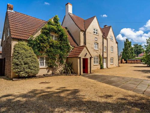 Winterbourne House | 8 Bed in Bristol oc-87469