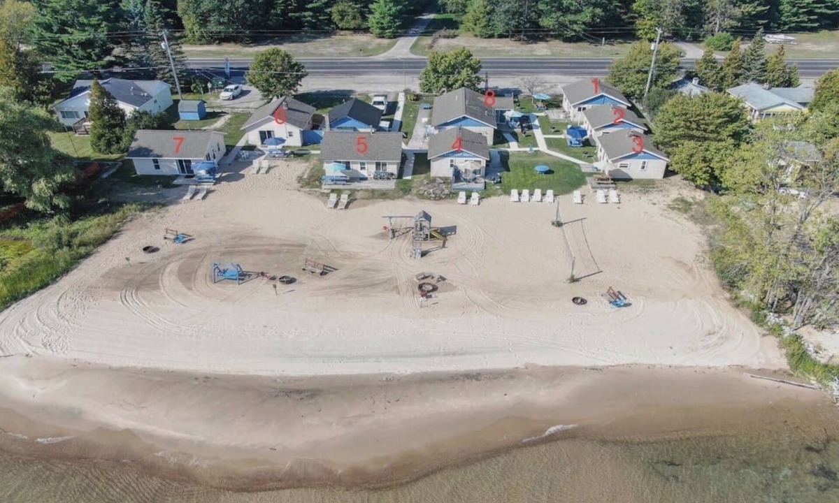 Oscoda Cabin | 9 cottages on the beach of Lake Huron!