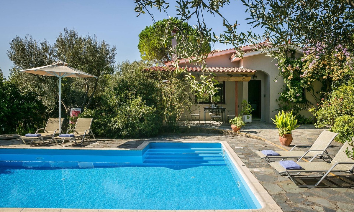 Kaligata Villa | A peaceful villa just minutes from Kefalonia's beaches