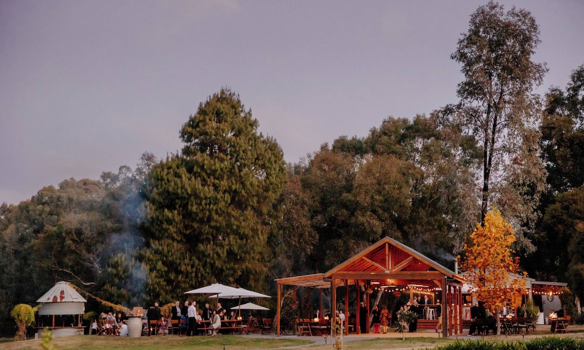 Acheron House | A unique bush escape where unforgettable memories are made!