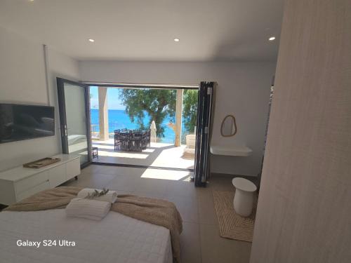 Plomari Apartment | Abracadabra