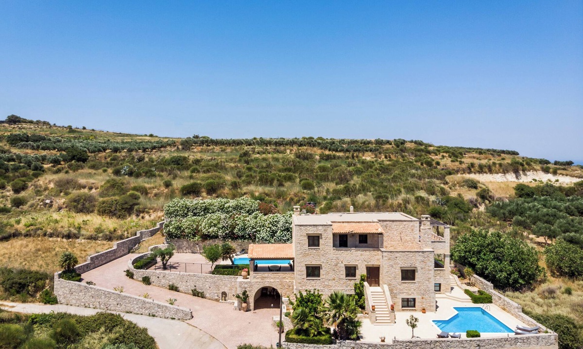 Platanos Villa | Adam Villas | An Iconic Destination near to Falassarna Beach.