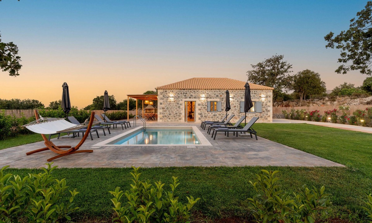 Atsipopoulo Villa | Agricultural Villa Next to our Family Farm