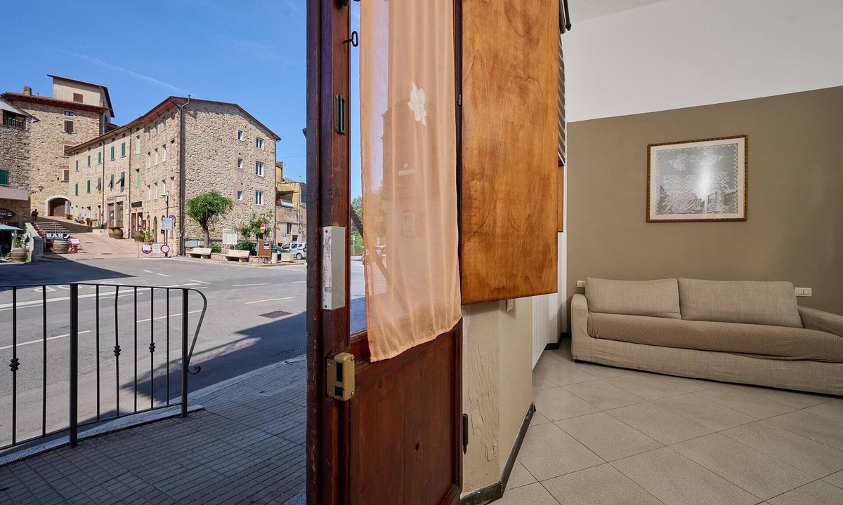 Gavorrano Apartment | Apartment 'Di Rosella' with Wi-Fi
