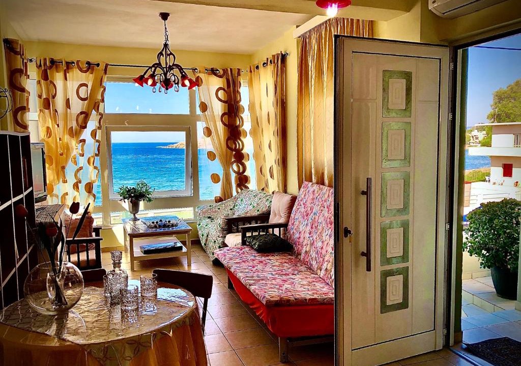 Kato Galatas Apartment | Aphrodite beach, boutique apartment at Kalamaki