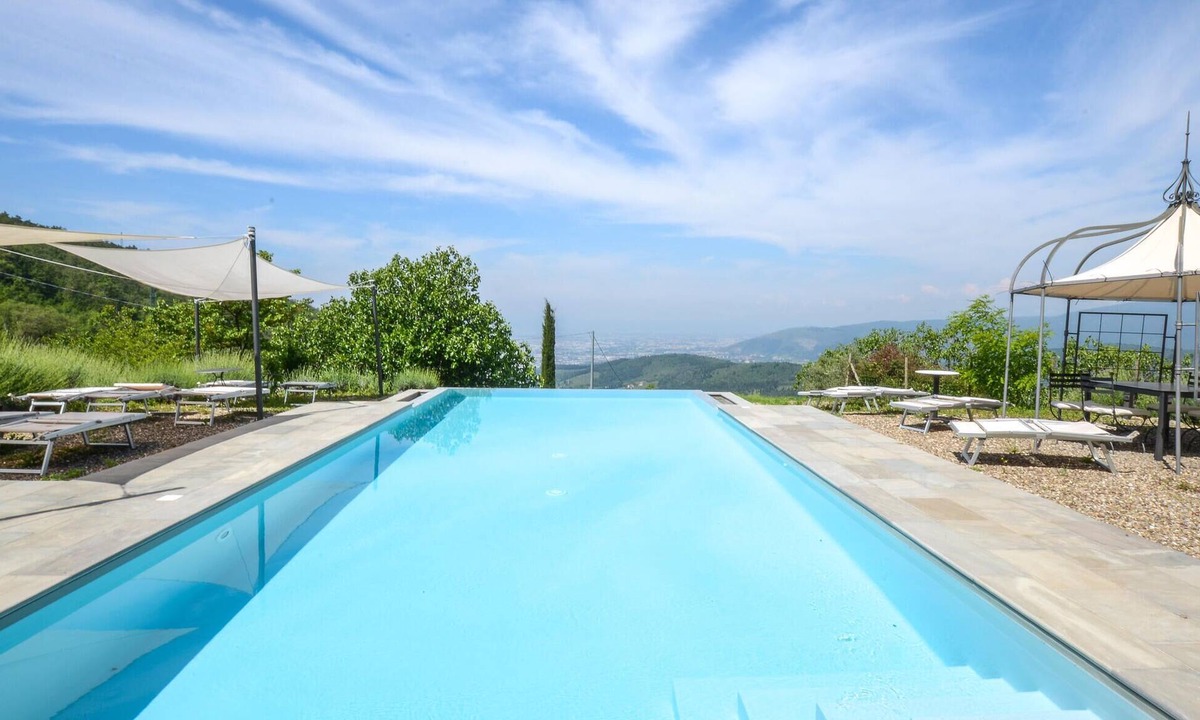 Sesto Fiorentino House | Awesome home in Sesto Fiorentino with sauna