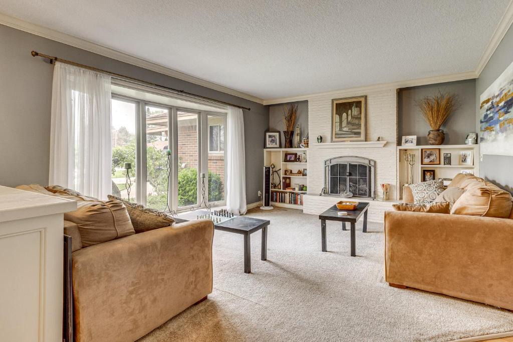 Toledo House | Backyard Oasis w/Hot Tub & Greenhouse! Toledo Gem
