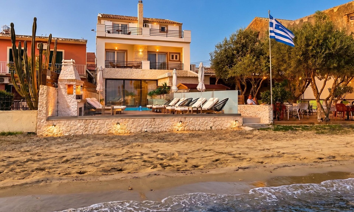 Sidari Villa | Beachfront Villa Anatoli with private heated pool