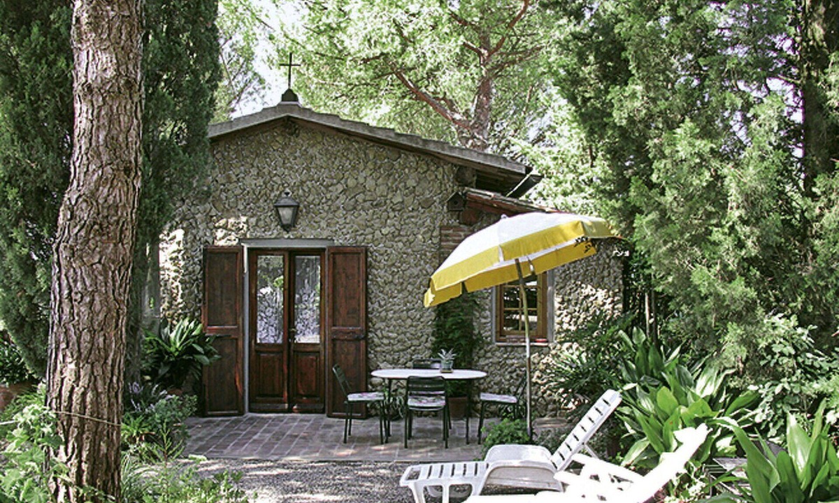 Palaia House | Beautiful private villa for 2 guests with TV and terrace