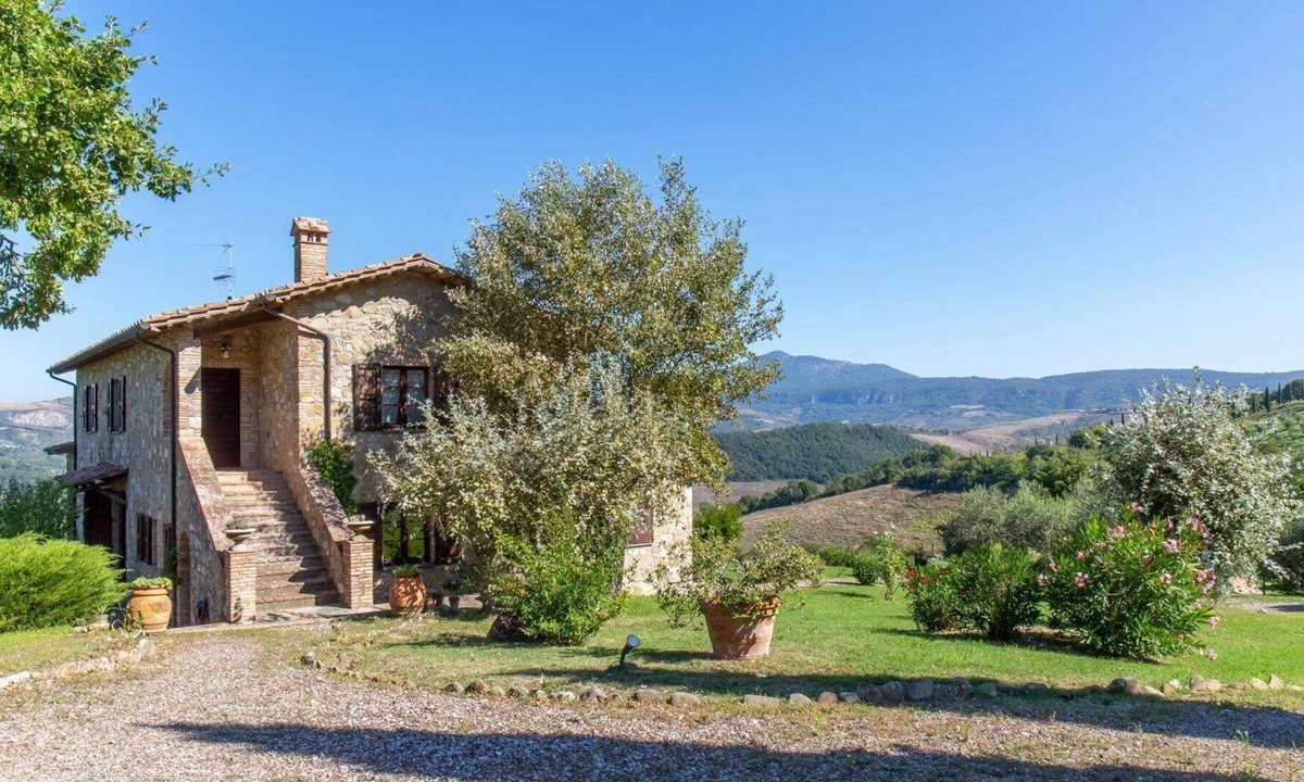 San Casciano dei Bagni Villa | Beautiful villa with pool and amazing view