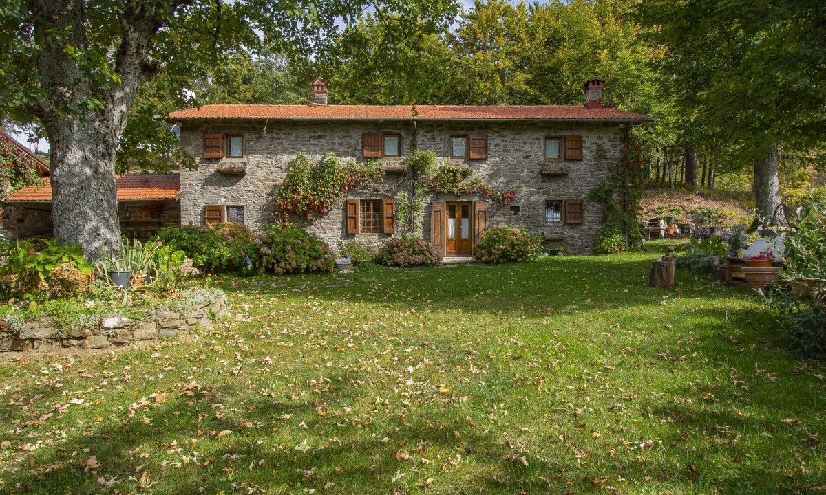 San Marcello Pistoiese House | Beautiful private villa for 7 guests with private pool, WIFI, TV, terrace and pets allowed