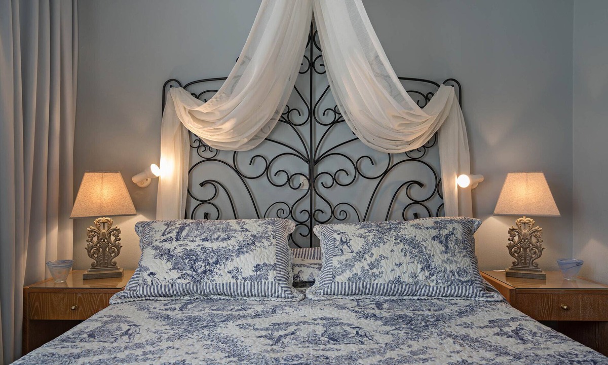 Atsipopoulo Apartment | Calergi 10 -Spring in Crete- Special Offer-30 Days Stay in Crete -2BDR Apartment
