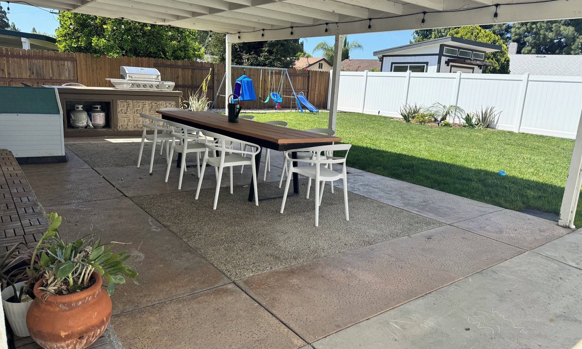 Simi Valley House | Cali Dreamin': Home Bordering Los Angeles/Ventura