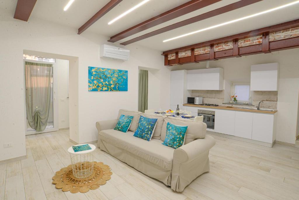 Vado Ligure Apartment | Casa Macrì - Ristrutturato A/C e Internet