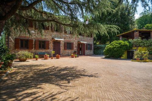 Porcari Villa | Casolare Oltre il Cielo