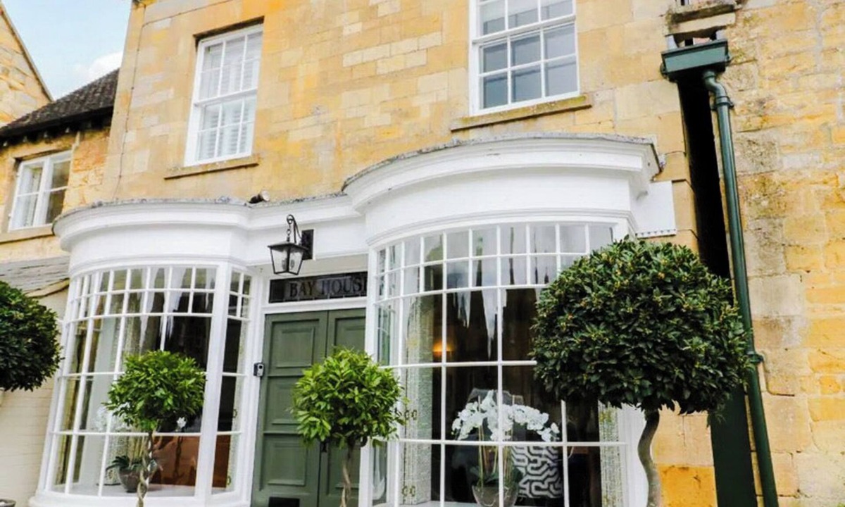 Broadway Cottage | Charming 3-bedroom cottage in lovely Broadway with WiFi & Parking for 1 car.