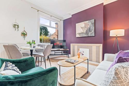 Cradley Heath House | Charming and Spacious Home in Cradley Heath by 53 Degrees Property Sleeps 8