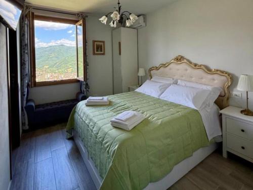 Dicomano House | Charming Guest Room in Villa Casavecchia with Mountain Views