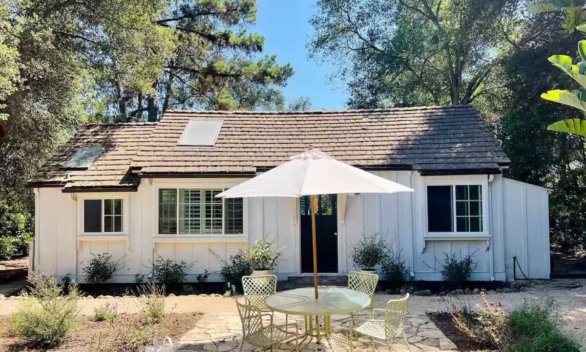 Montecito Cottage | Charming Montecito Garden Cottage