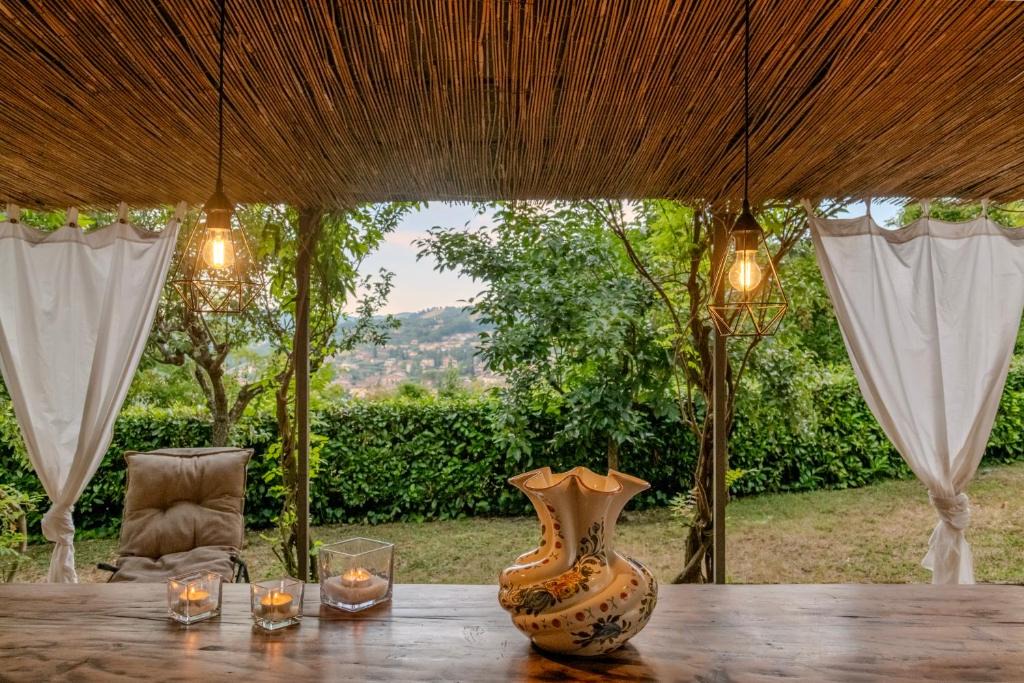Valfabbrica Villa | Charming Villa near Assisi, Service & Experience