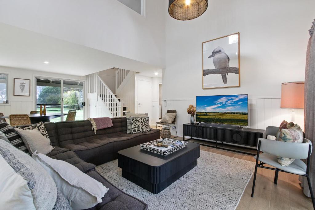 Metung House | Cliff House Cottage - Modern Metung Retreat