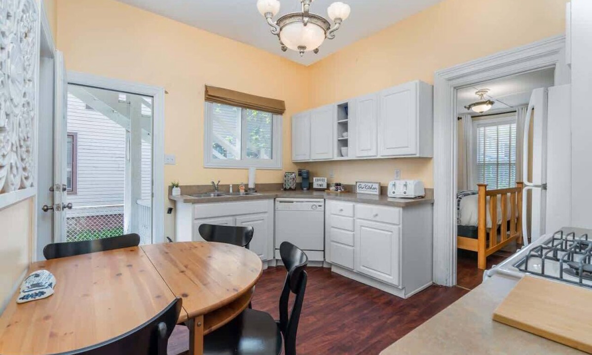 Michigan City Apartment | Close to the beach, 2 Bedroom, Pet Friendly