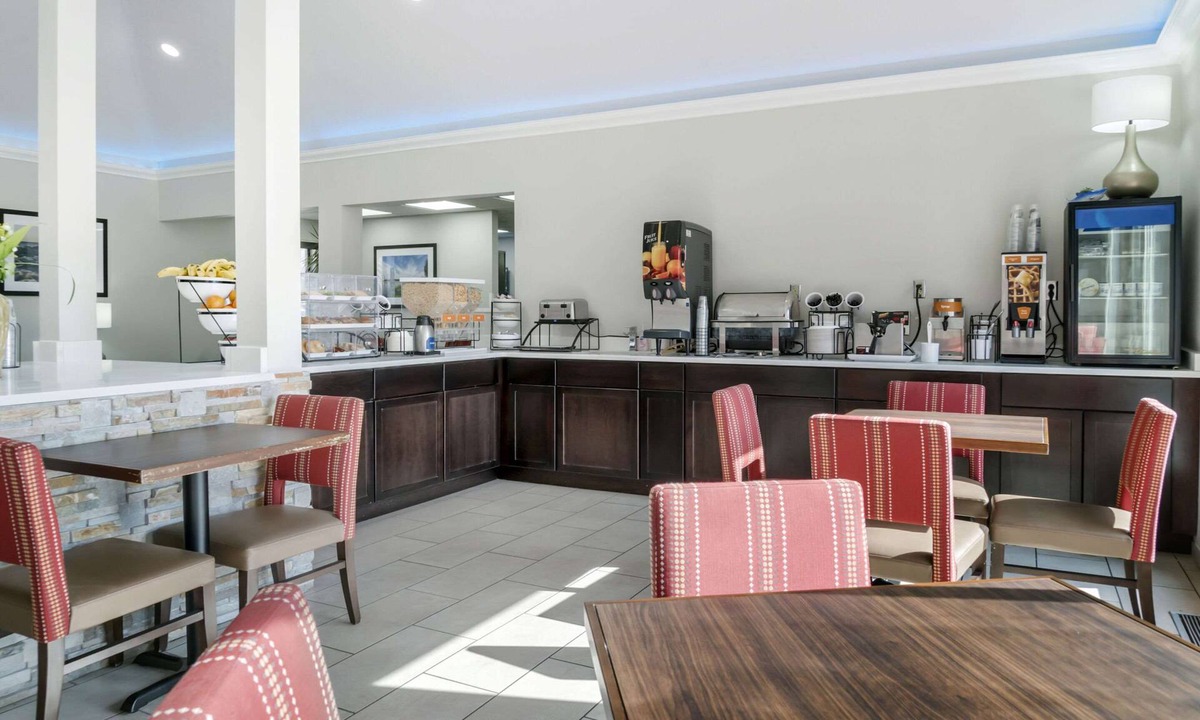 Toledo Hotel | Comfort Inn East Oregon - Toledo