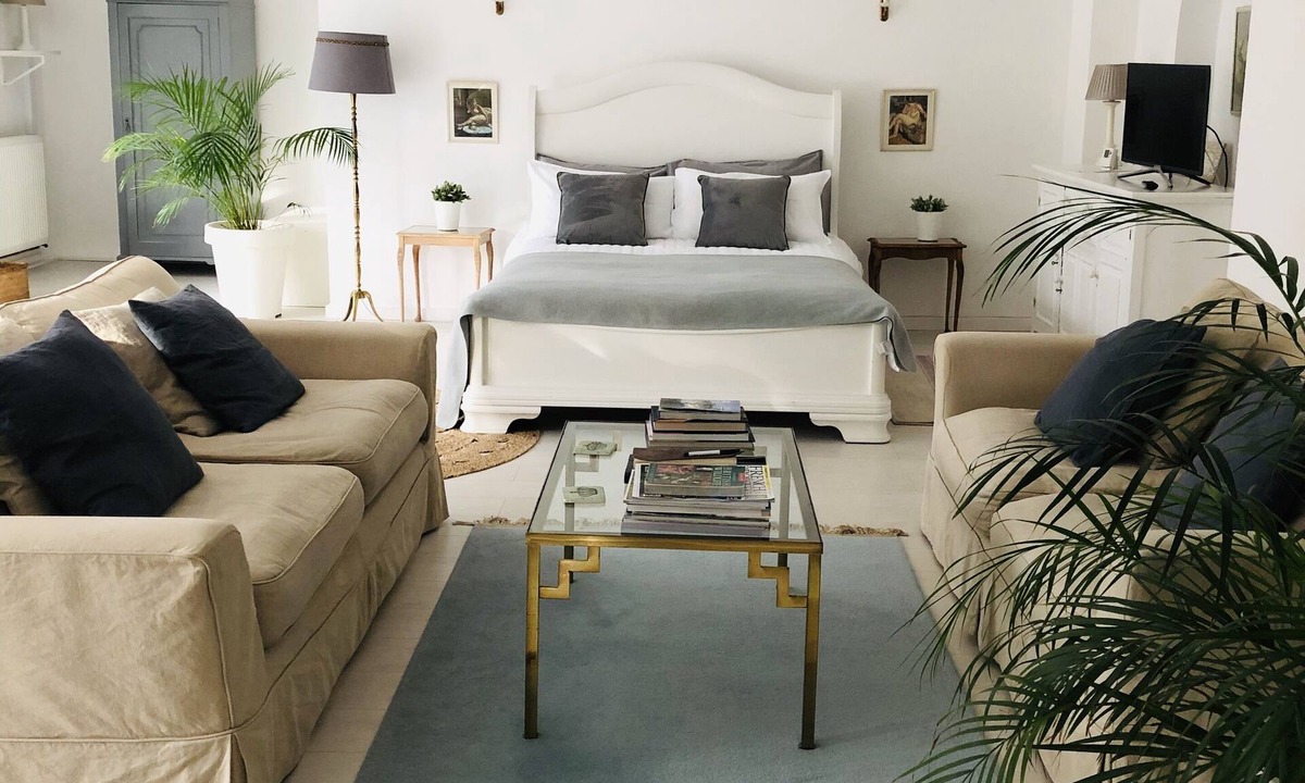 Armscote Cottage | Corn Mill Cottage Spacious Apartment and B&B