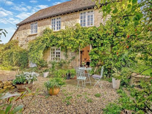 Stroud House | Cottage in the Cotswolds