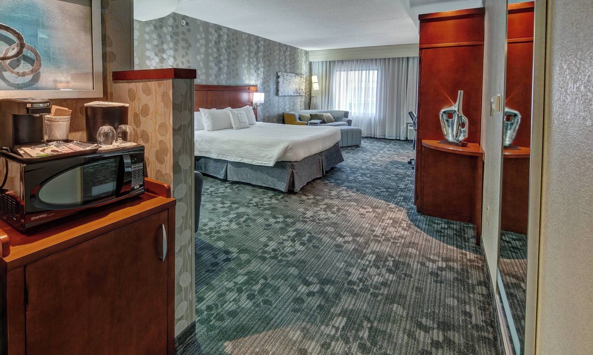Lima Hotel | Courtyard by Marriott Lima