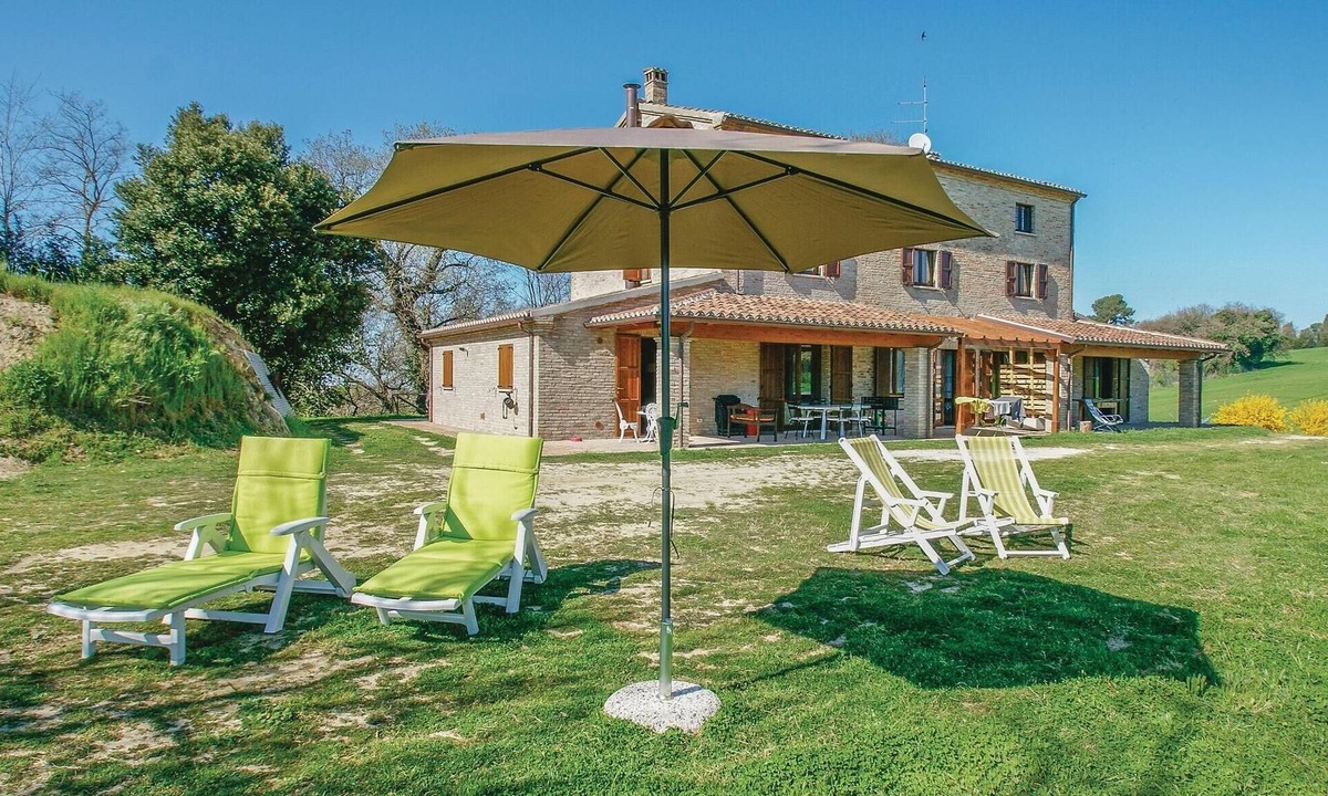 Pesaro House | Cozy home in Pesaro with house a panoramic view