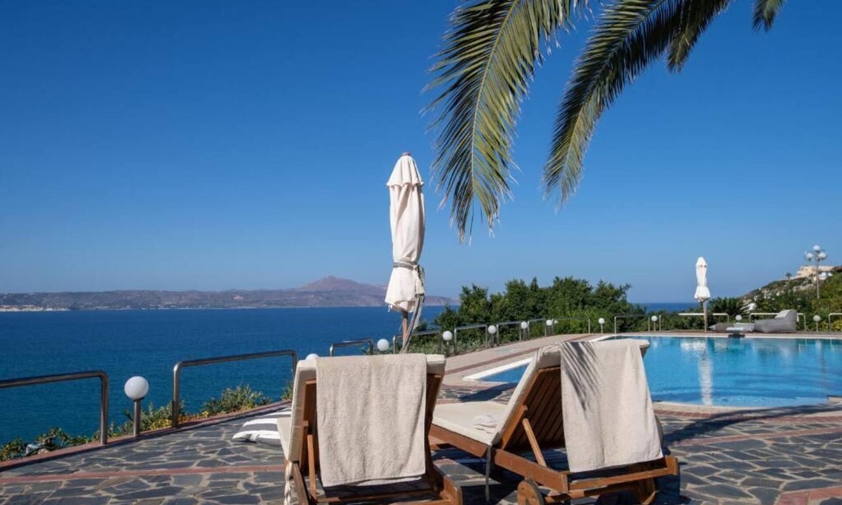 Plaka Apartment | Crete Thea Beachfront Escape With Pool & SeaViews