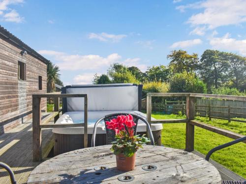 Preston House | Croft - Uk50042