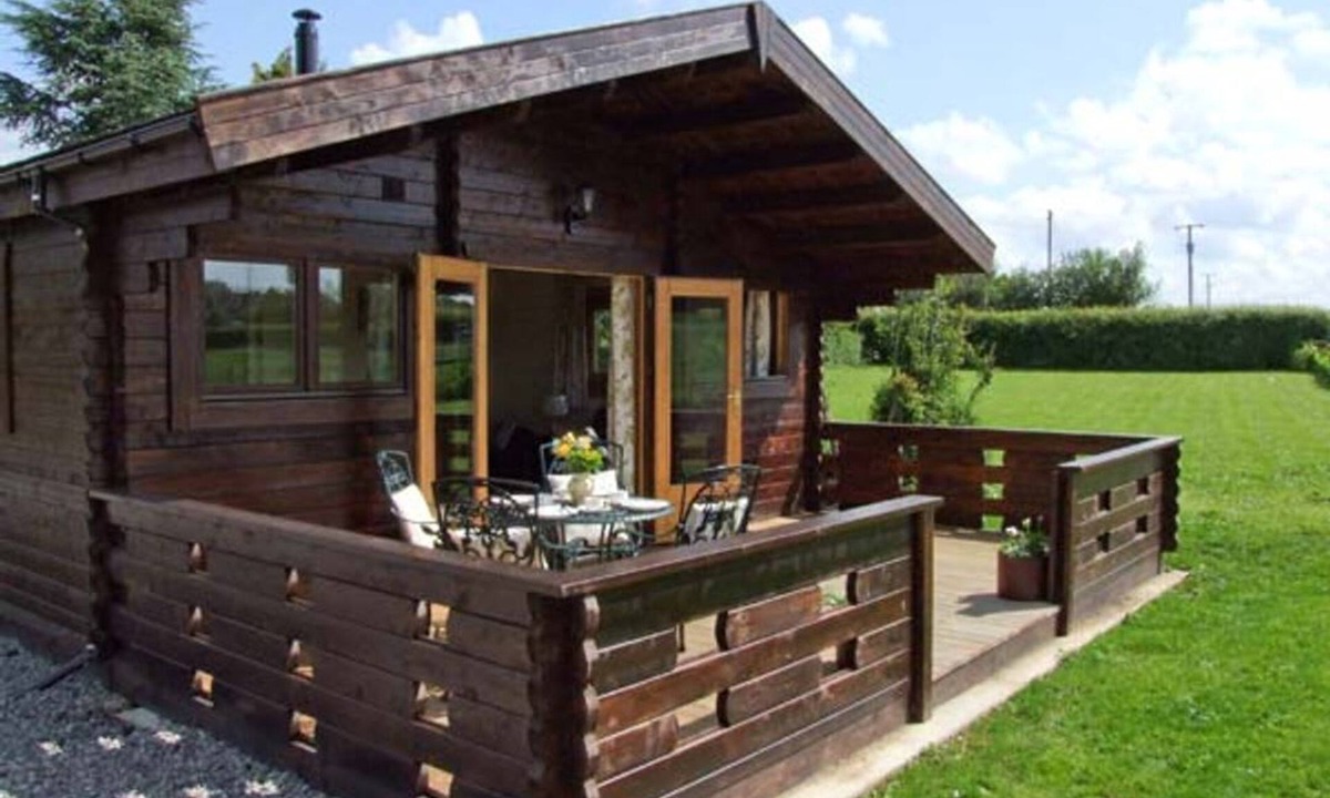 Pershore Cabin | Cropvale Lodge, Pershore