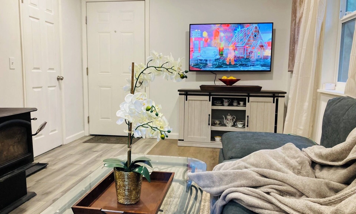 Cromberg Cabin | Dafna, Unit 8 - One Bedroom Cabin, Small & Cozy