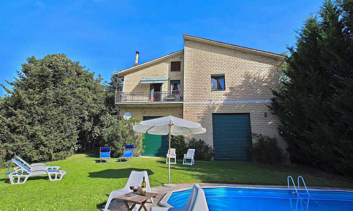 San Girolamo Villa | Detached Holiday Home in Gualdo