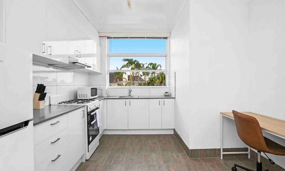 St. Kilda East Apartment | Domi Rentals - The Meadow Gardens