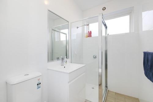Balaclava Apartment | Domi Rentals - The Carlisle Apartments