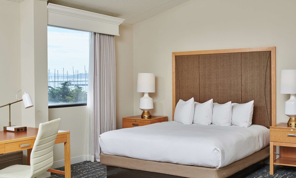 Berkeley Hotel | DoubleTree by Hilton Hotel Berkeley Marina