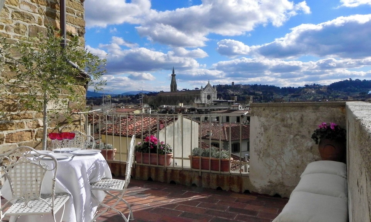 Sant' Ambrogio Apartment | DUOMO, TOWER, SPECTACULAR VIEW: "THE DONATI TOWER'S TERRACE" 5th floor w/lift