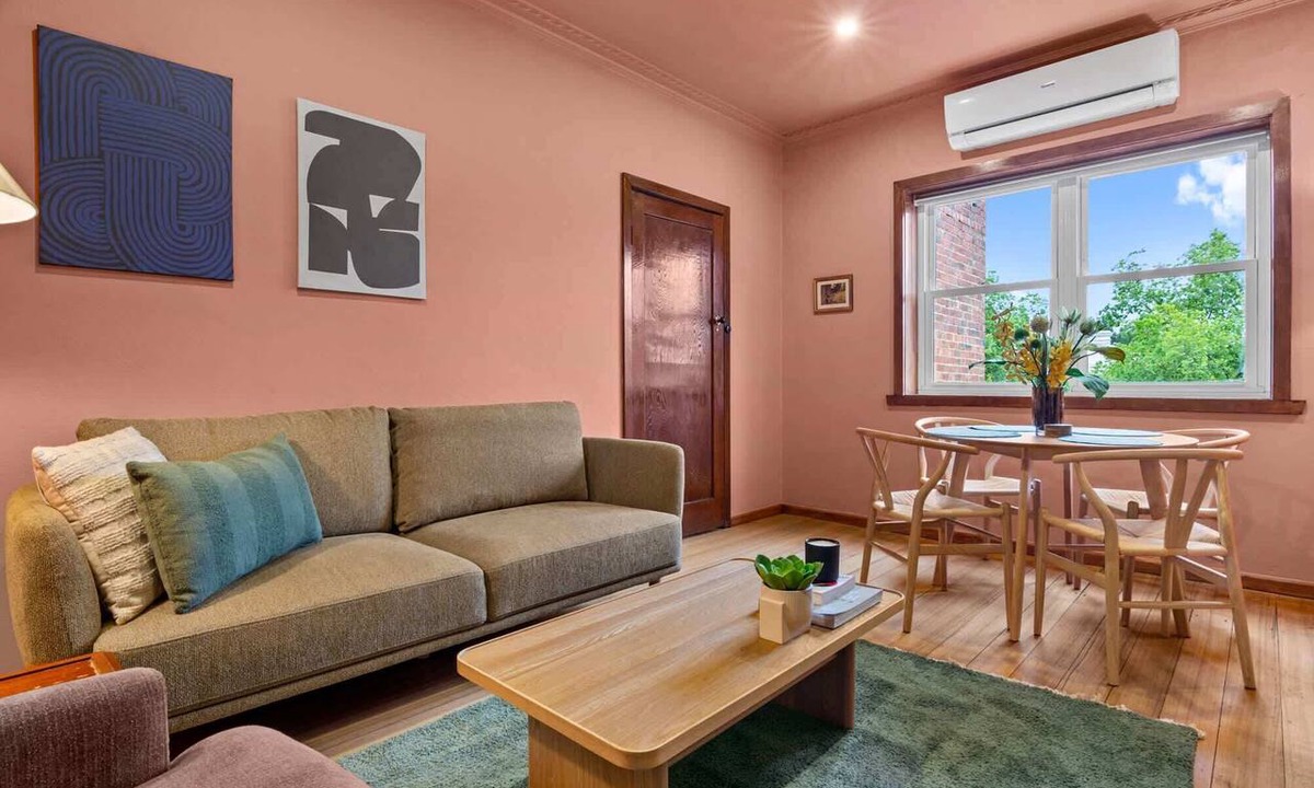 East Melbourne Apartment | East Melbourne Living | 1BR Near Parks & Cafes